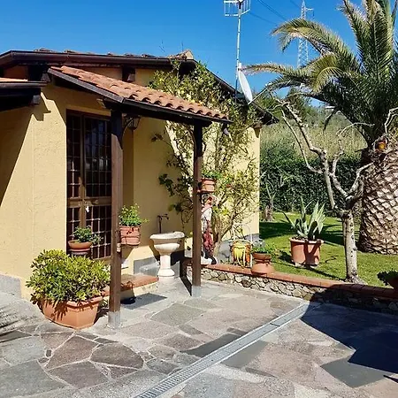 Σπίτι διακοπών A Casa Da Mary Sarzana